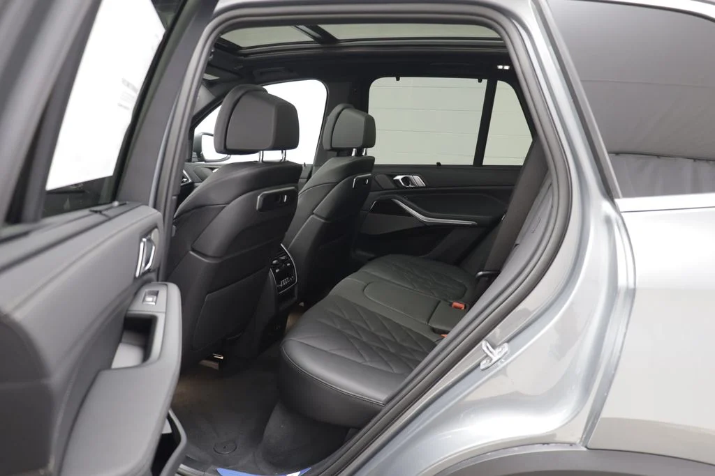 New 2026 Gray BMW xDrive50e image 15