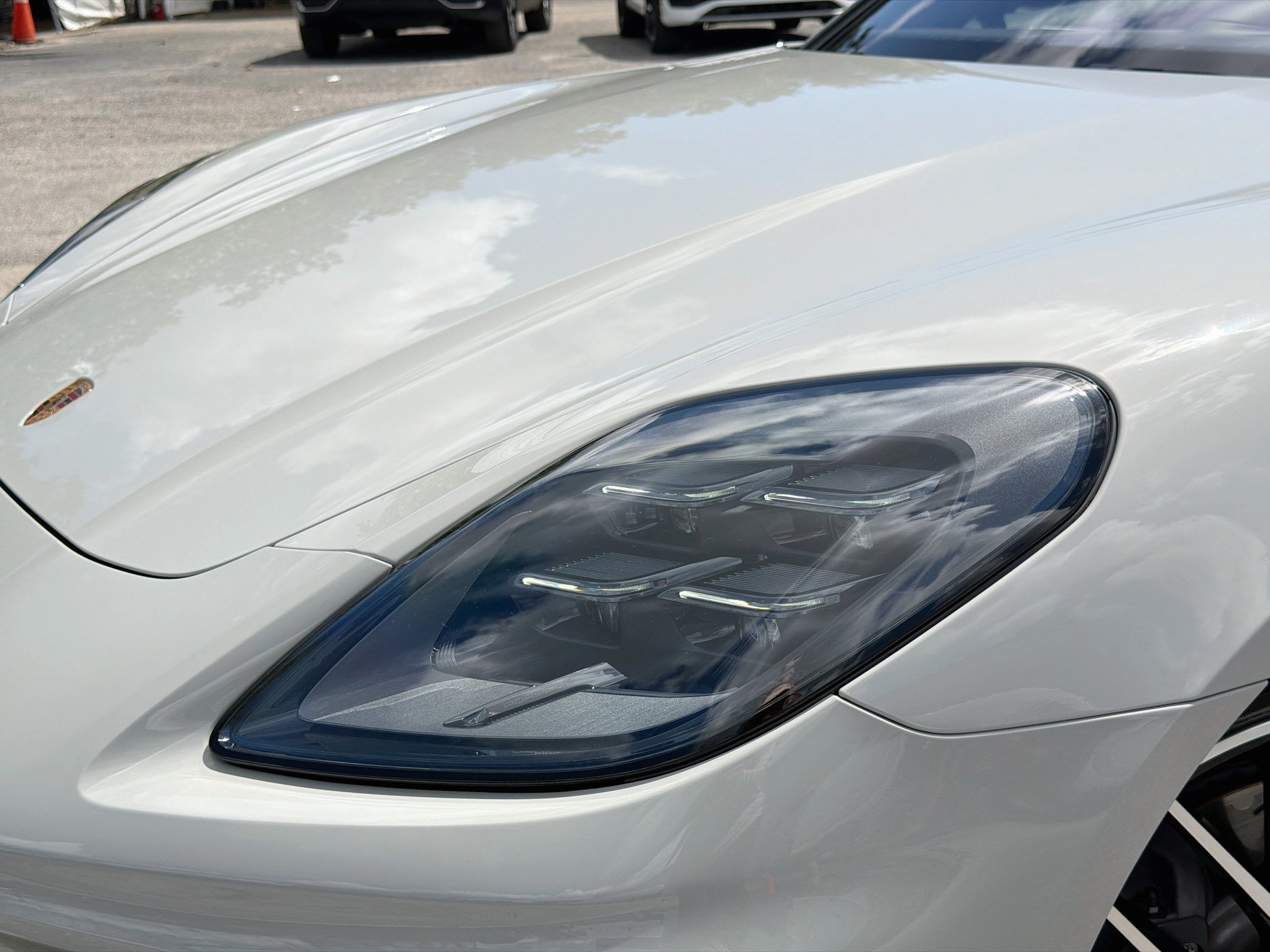 Used 2026 Chalk Porsche 4 E-Hybrid image 9