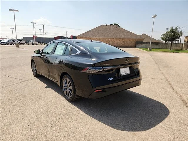 New 2026 KH3 Super Blac Nissan SL Sedan image 2