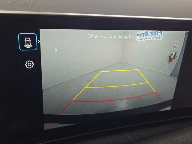 New 2026 Gray Hyundai SEL Convenience image 22