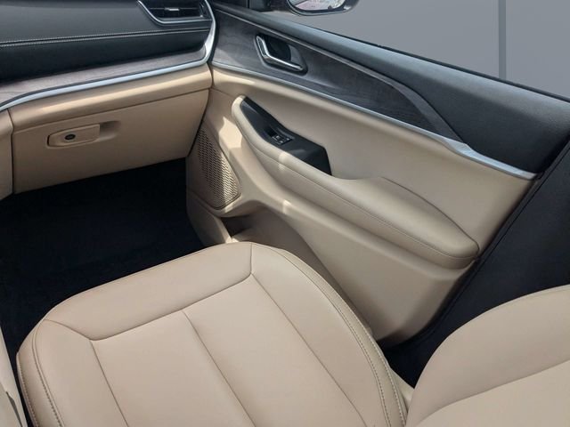 Used 2024 Red Jeep Limited image 17