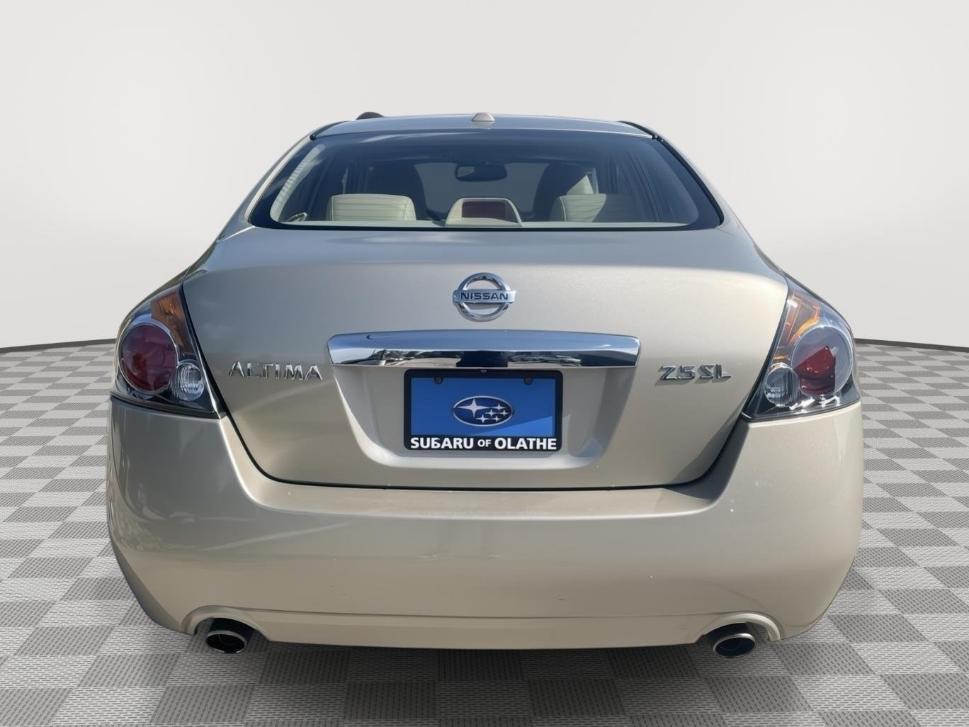 Used 2010 Sonoran Sand Metallic Nissan 2.5 SL image 14