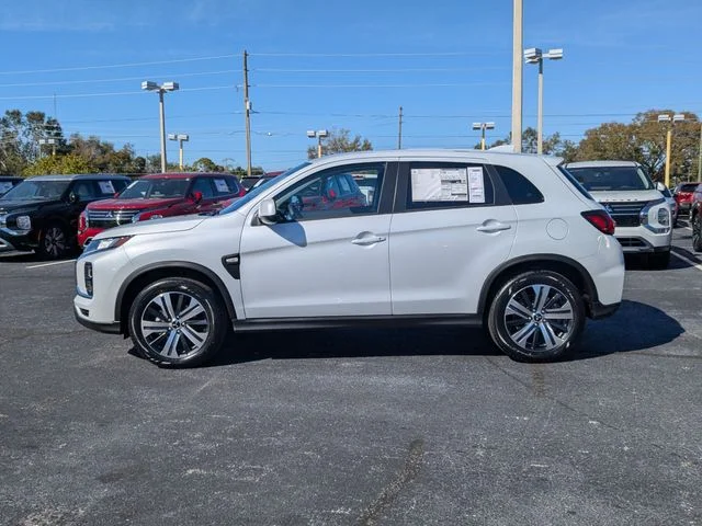 New 2026 White Mitsubishi ES image 9