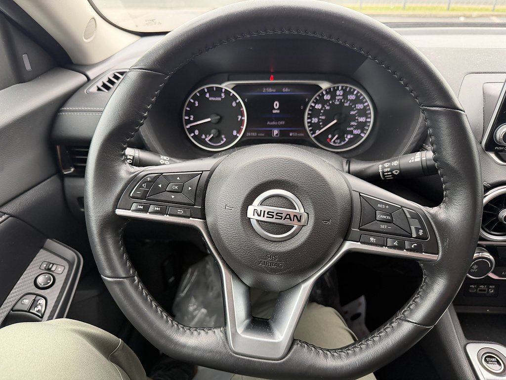 Used 2022 Super Black Nissan SV image 30