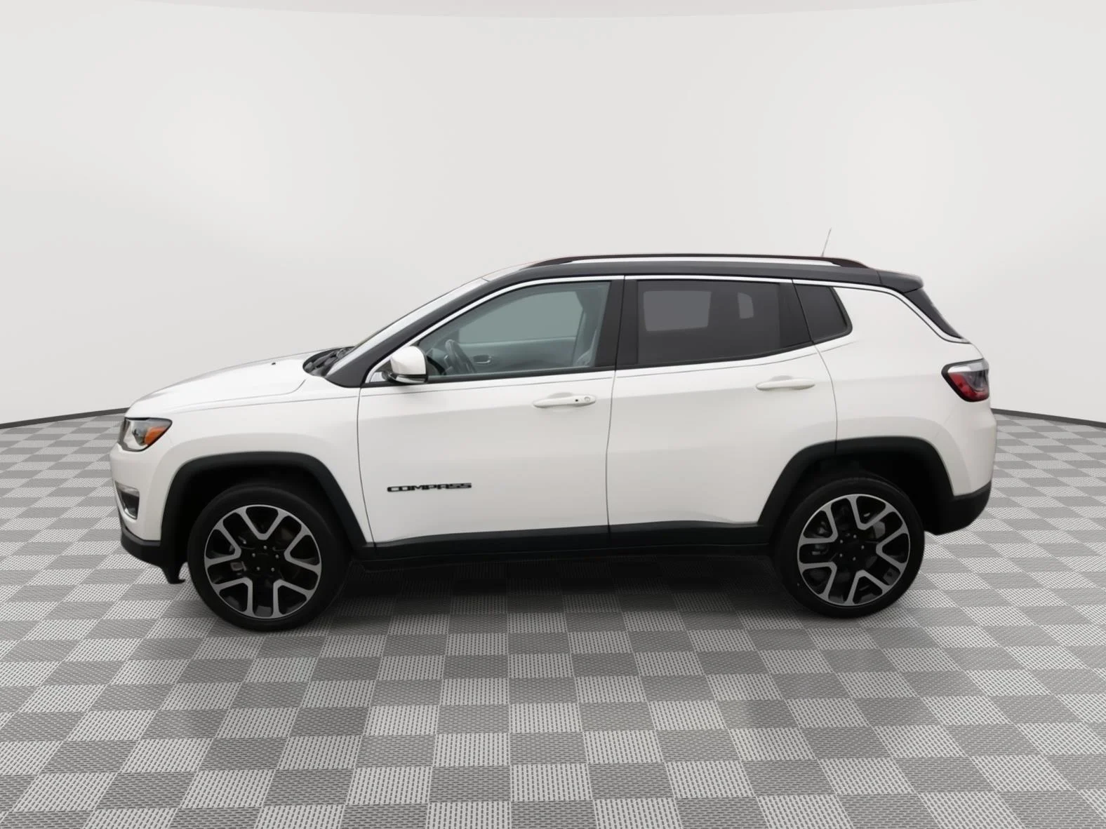 2021 Jeep Compass Limited - Photo 8