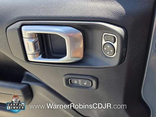 Used 2024 Gray Jeep Rubicon image 31
