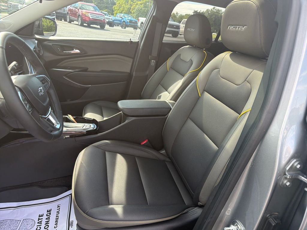 Used 2024 Gray Chevrolet ACTIV image 3