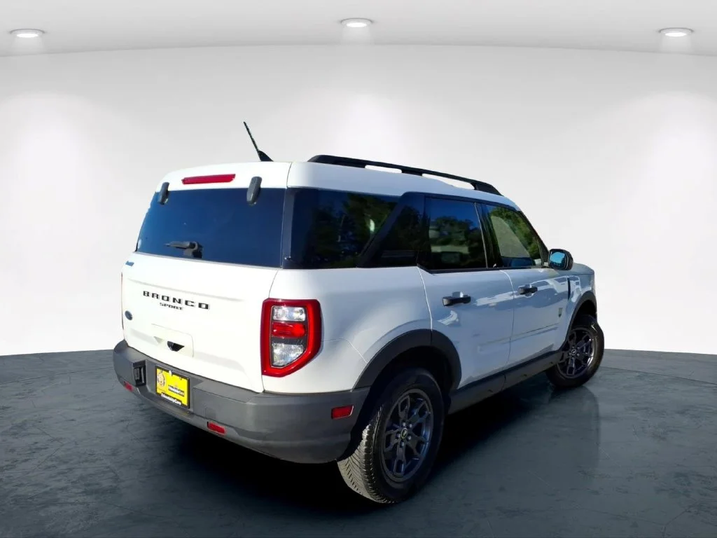 Used 2021 White Ford Big Bend image 8