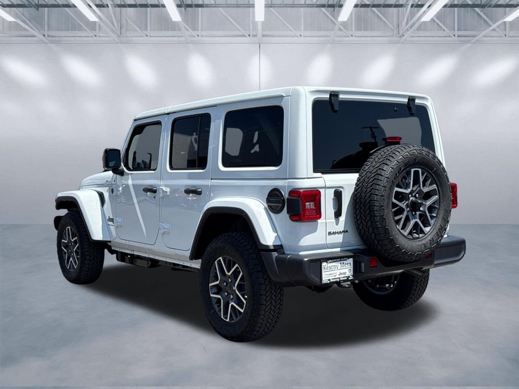 New 2026 Bright White Clear-Coat Exterior Paint Jeep Sahara image 4
