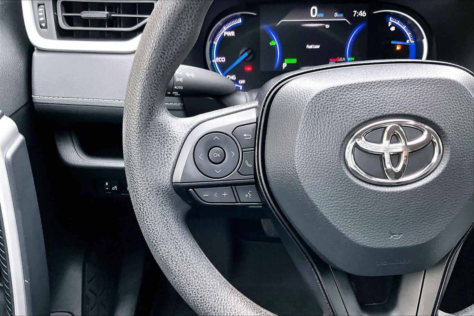 Used 2025 Silver Sky Metallic Toyota Hybrid XLE image 24