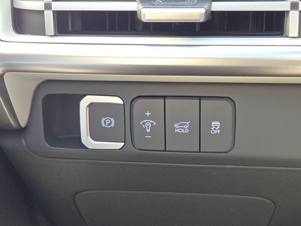 New 2026 Silver Hyundai SEL AWD image 22
