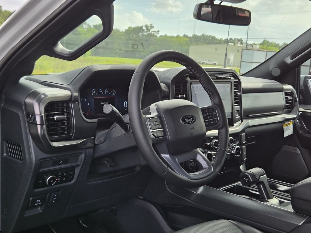 New 2026 Avalanche Ford Lariat® image 15
