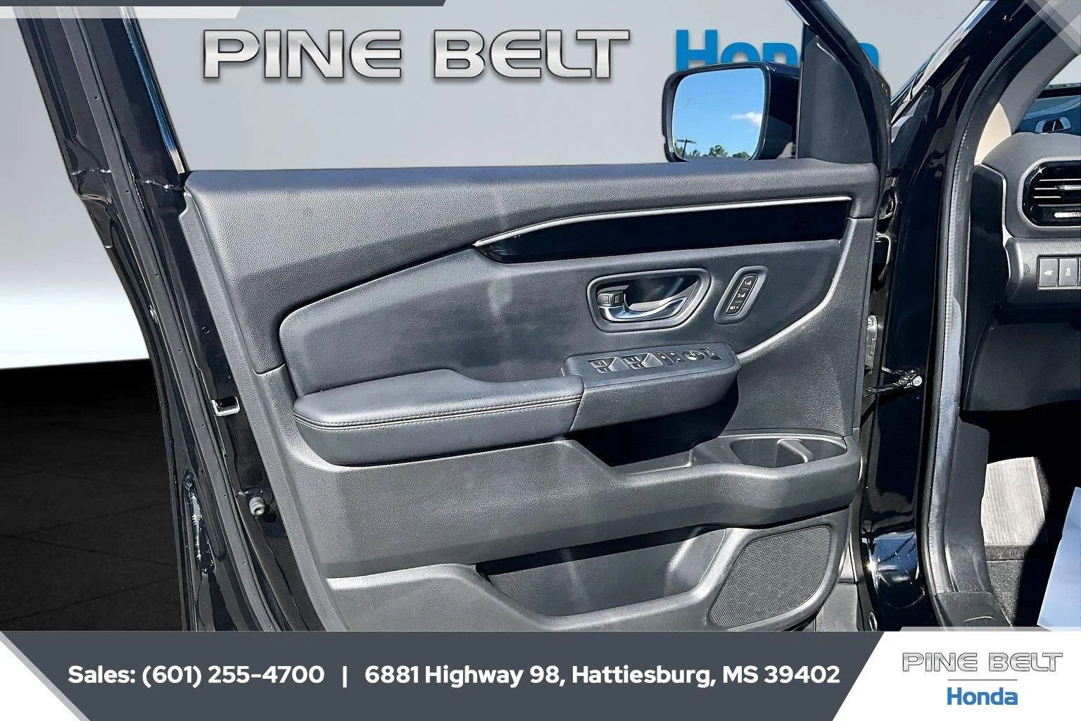 Used 2024 Crystal Black Pearl Honda Touring image 17