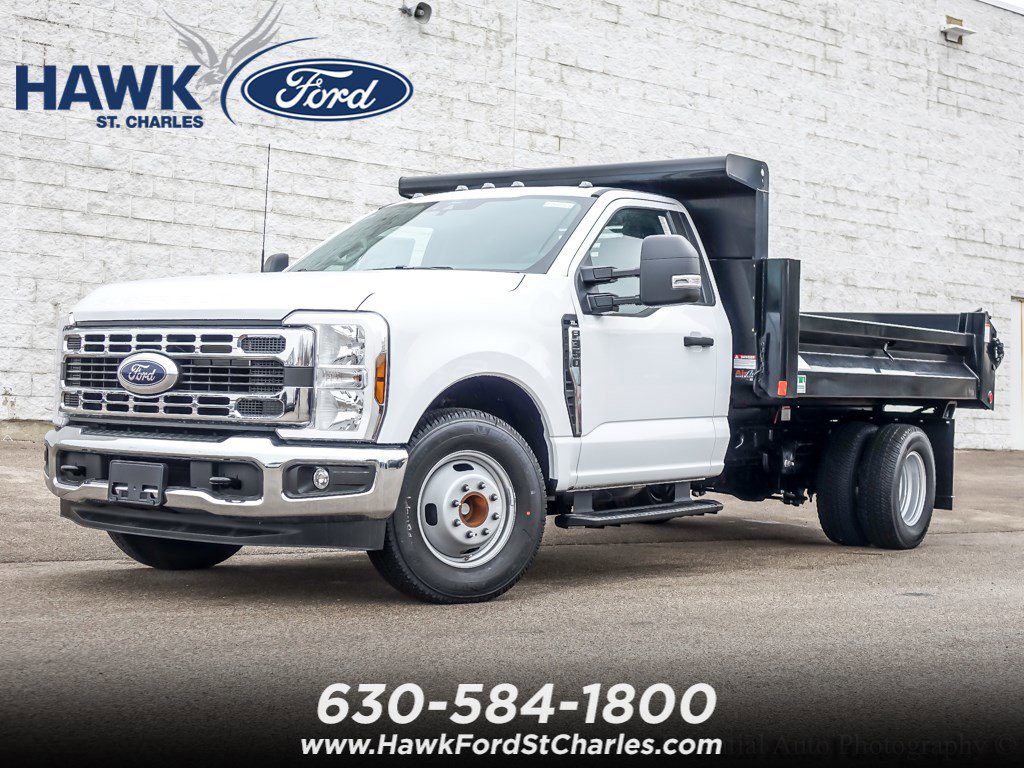 New 2026 Oxford White Ford F-350® XL image 1