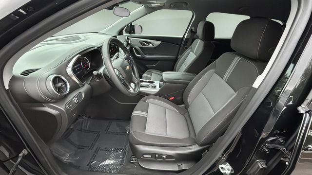 Used 2025 Black Chevrolet LT image 18