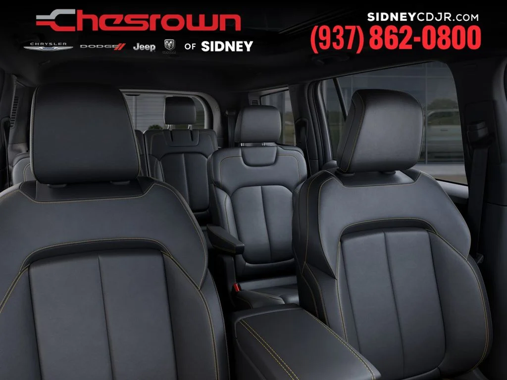 New 2026 Diamond Black Crystal Pearl-Coat Exterior Paint Jeep  image 26
