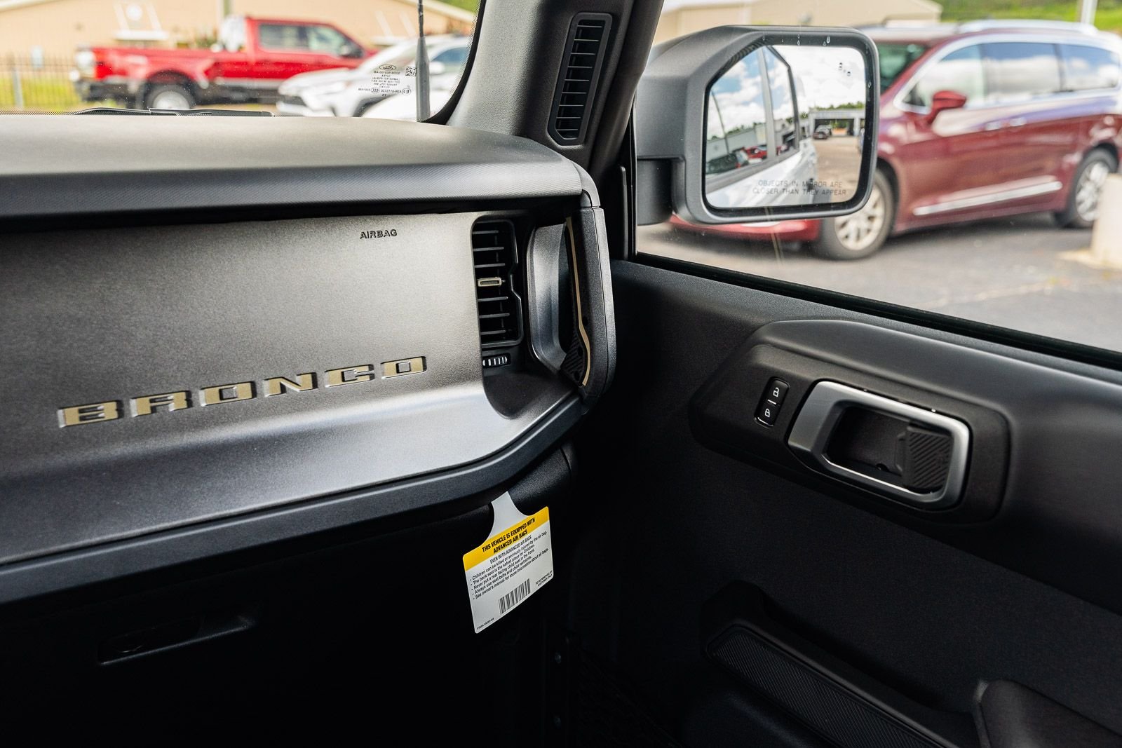New 2026 Oxford White Ford Badlands® image 27