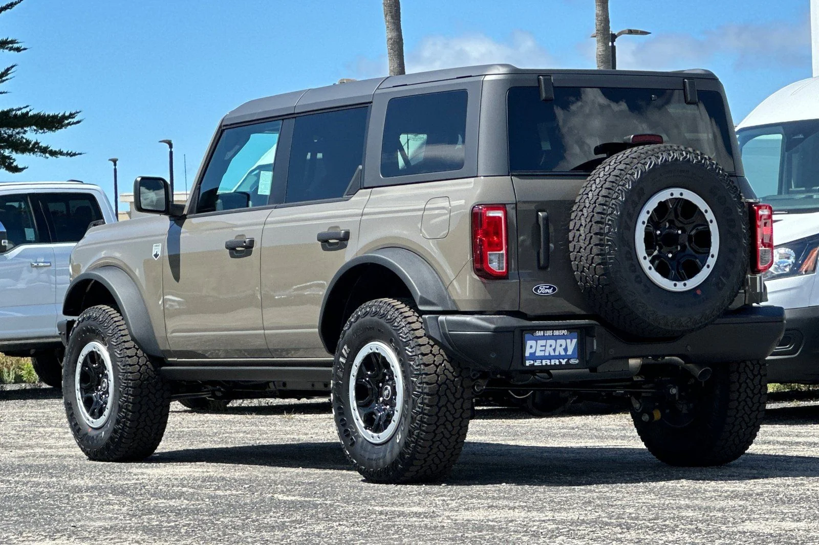 New 2026 Gray Ford Big Bend image 5