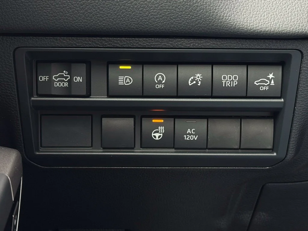 2026 Toyota Tundra Limited - Photo 26