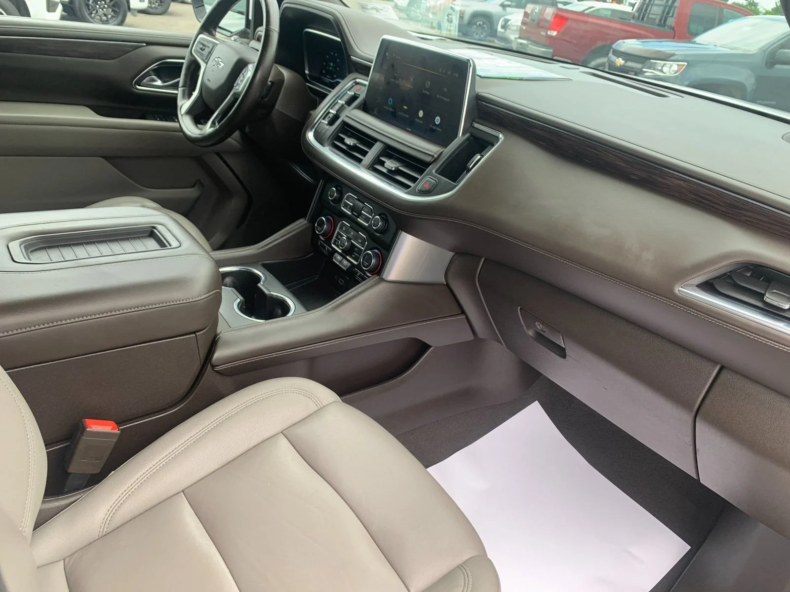 Used 2023 Summit White Chevrolet Z71 image 17