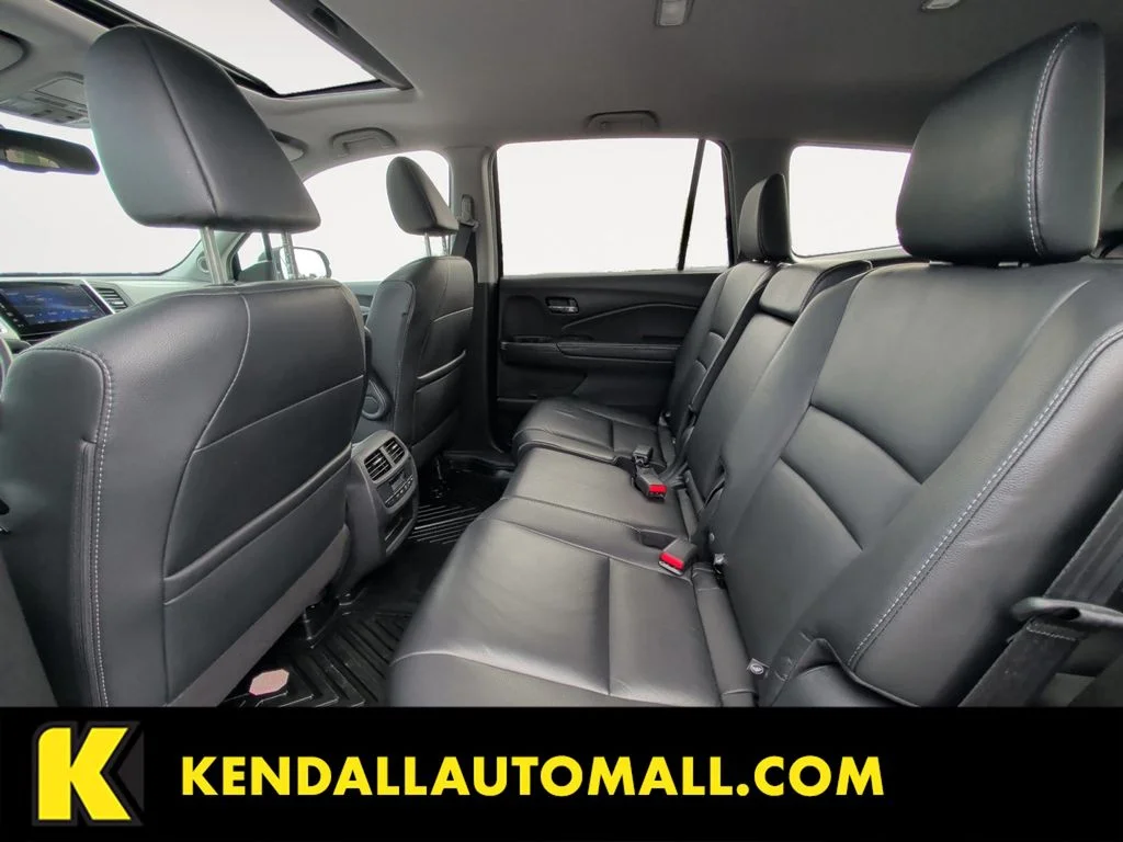 Used 2018 Black Honda EX-L image 13