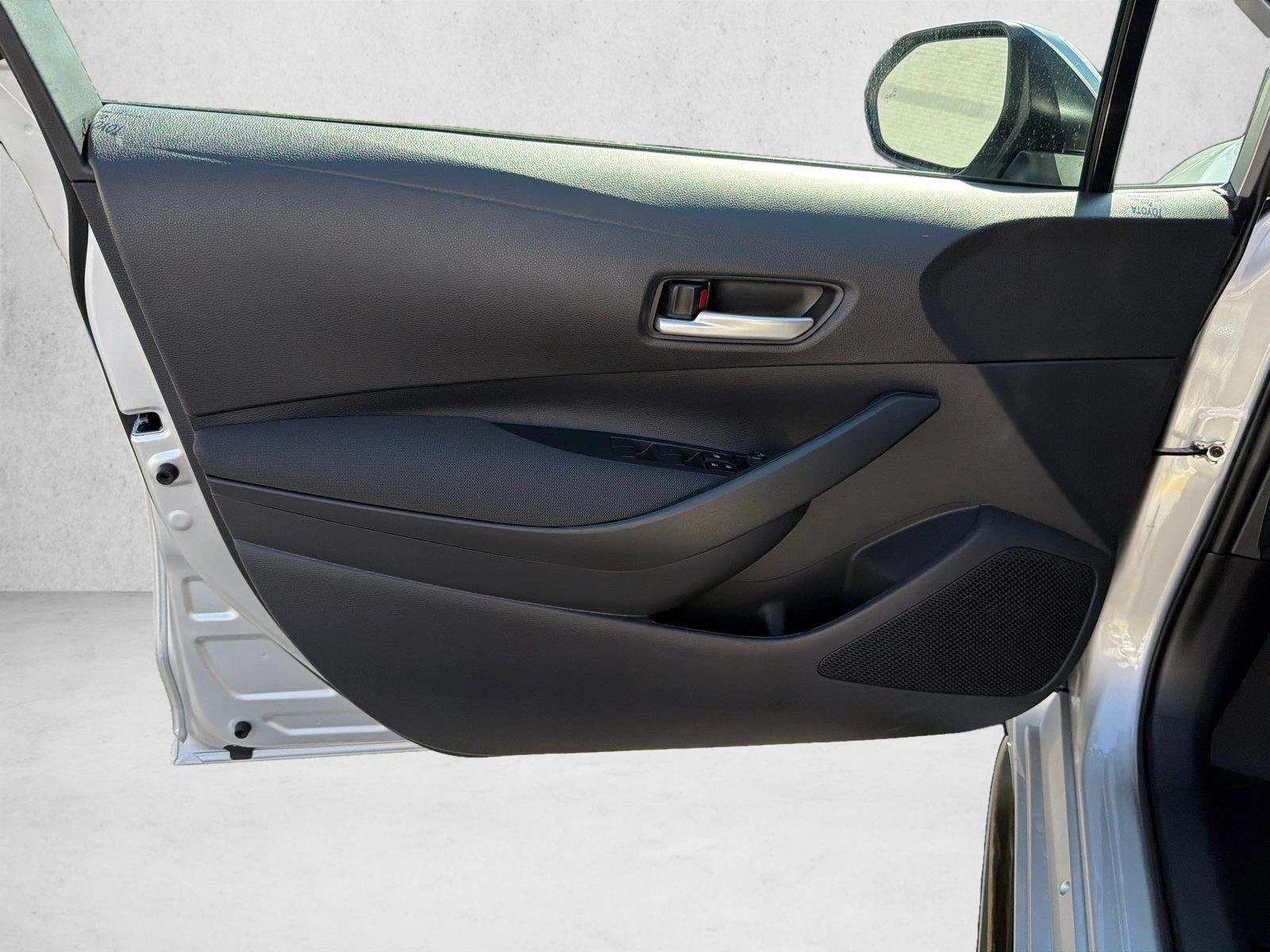 New 2027 Classic Silver Metallic Toyota SE image 10