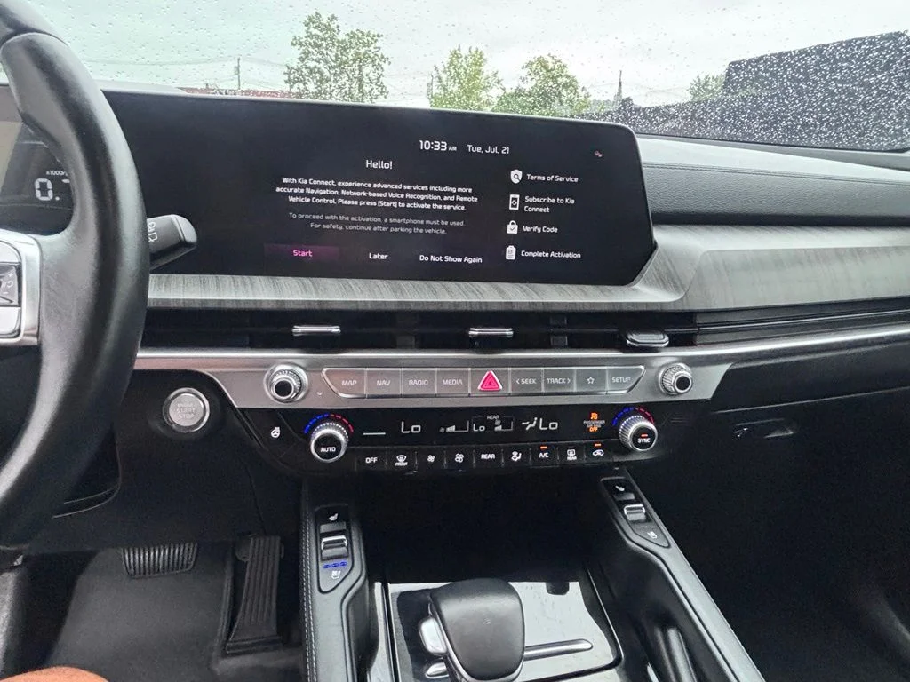 Used 2023 White Kia EX image 14