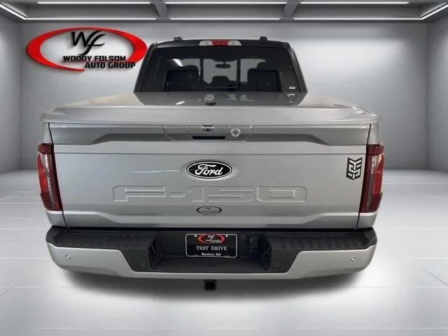 New 2025 Iconic Silver Metallic Ford XLT image 10