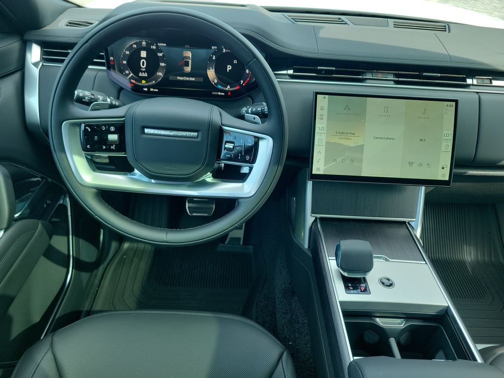New 2026 Fuji White Land Rover SE image 19
