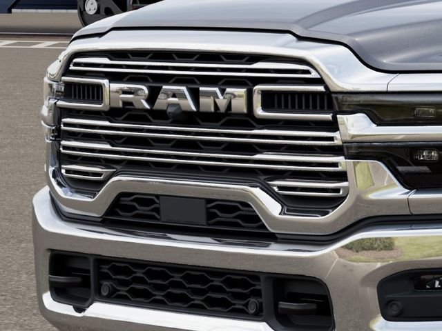 New 2026 Granite Crystal Metallic Clear-Coat Exterior Paint RAM Laramie image 12