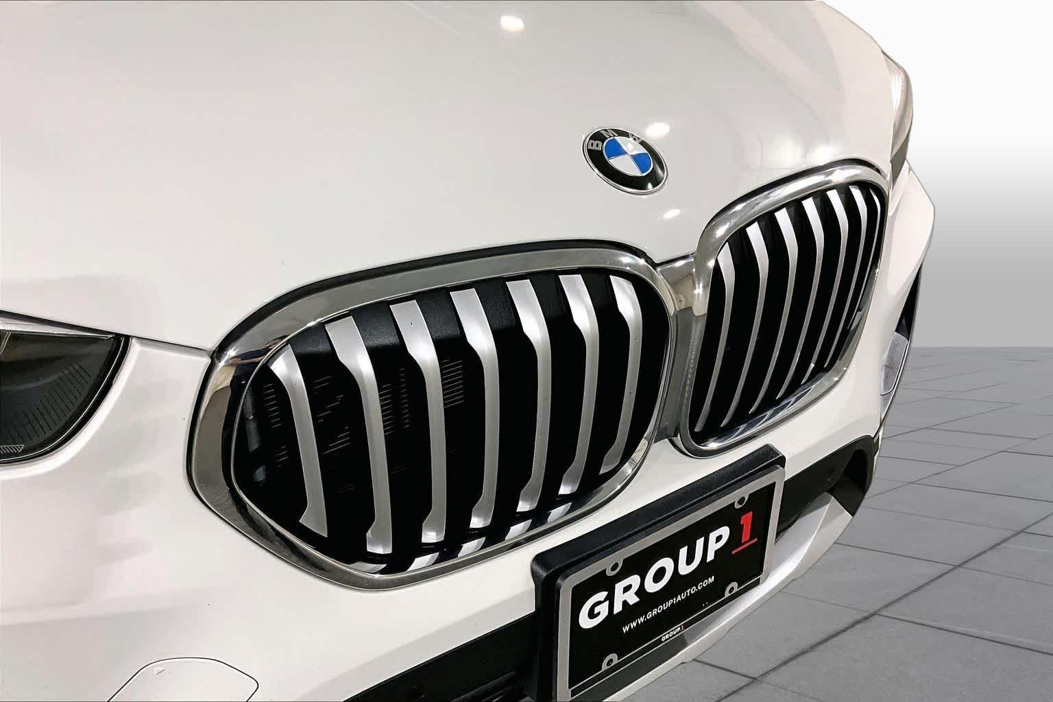 Used 2021 Alpine White BMW xDrive28i image 31