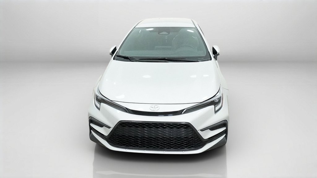 New 2027 Classic Silver Metallic Toyota SE image 16