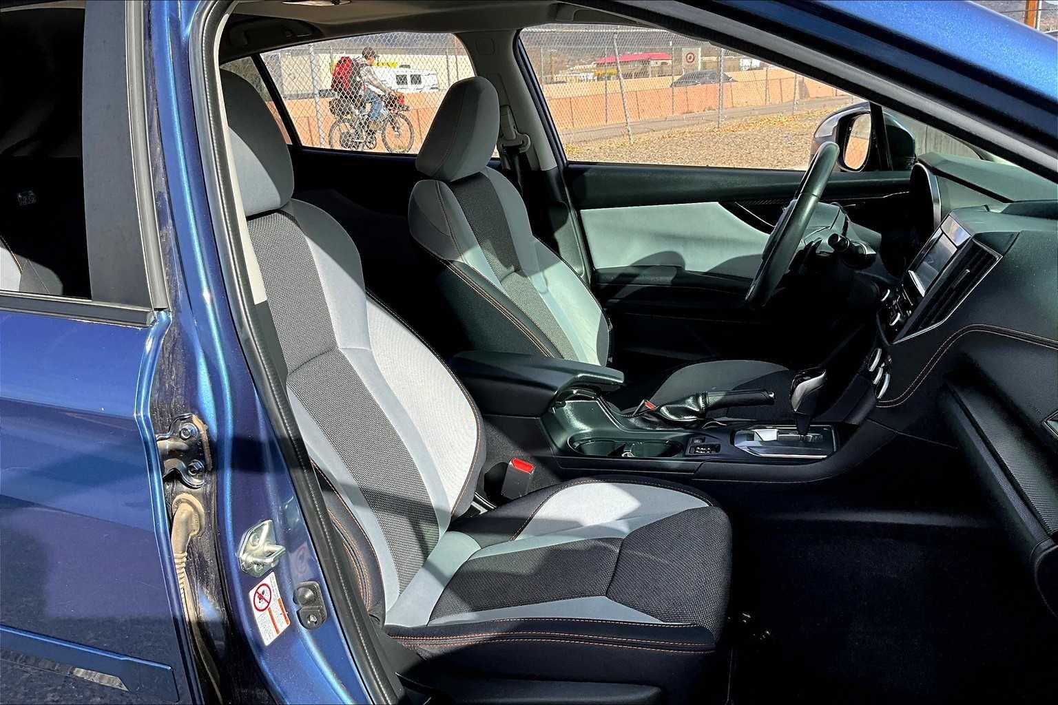 Used 2020 Quartz Blue Pearl Subaru Premium image 8