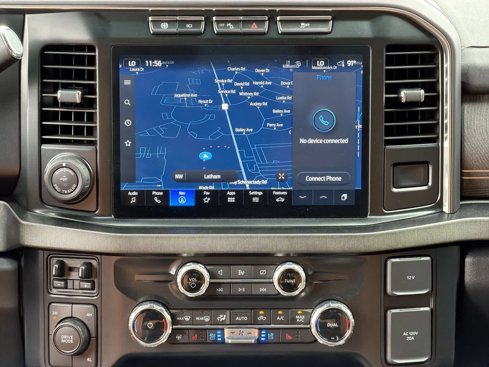 Used 2023 Agate Black Metallic Ford Platinum image 27