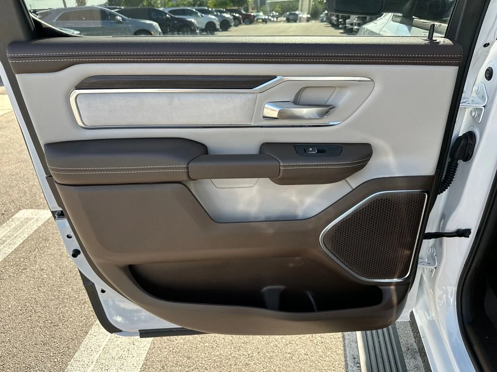 New 2026 Bright White Clear-Coat Exterior Paint RAM Laramie image 34