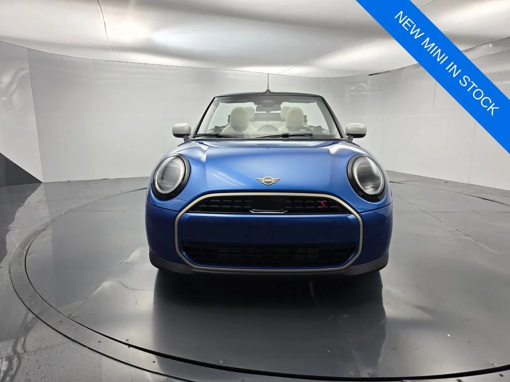 New 2026 Blue MINI Signature Plus image 2