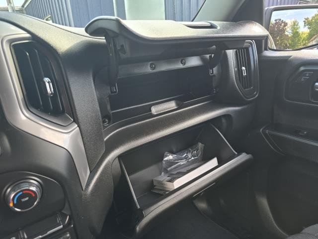 Used 2022 Shadow Gray Metallic CHEVROLET CUSTOM image 24
