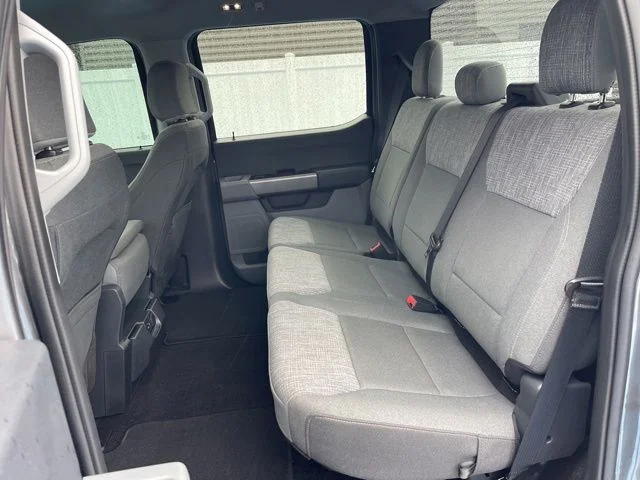 Used 2022 Gray Ford  image 17
