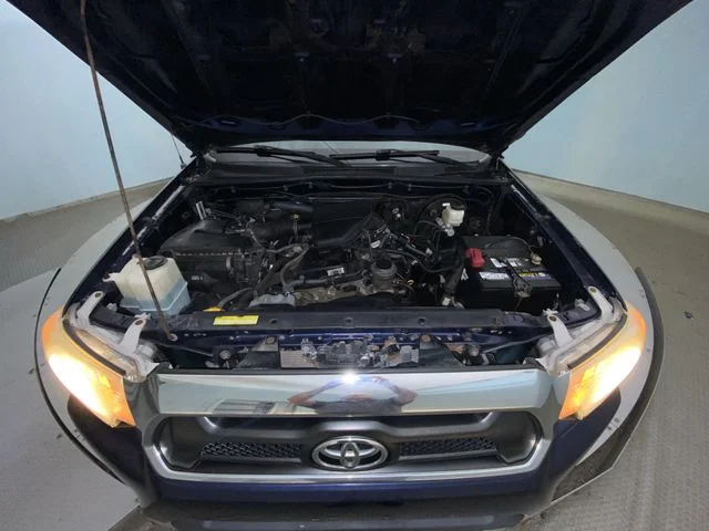 Used 2013 Blue Toyota Base image 24