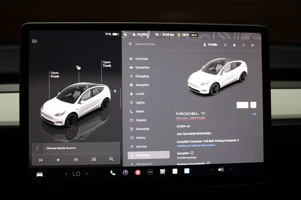Used 2023 Pearl White Multi-Coat Tesla Performance image 19