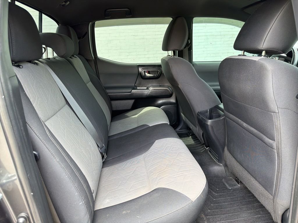 2021 Toyota Tacoma TRD Off Road - Photo 10