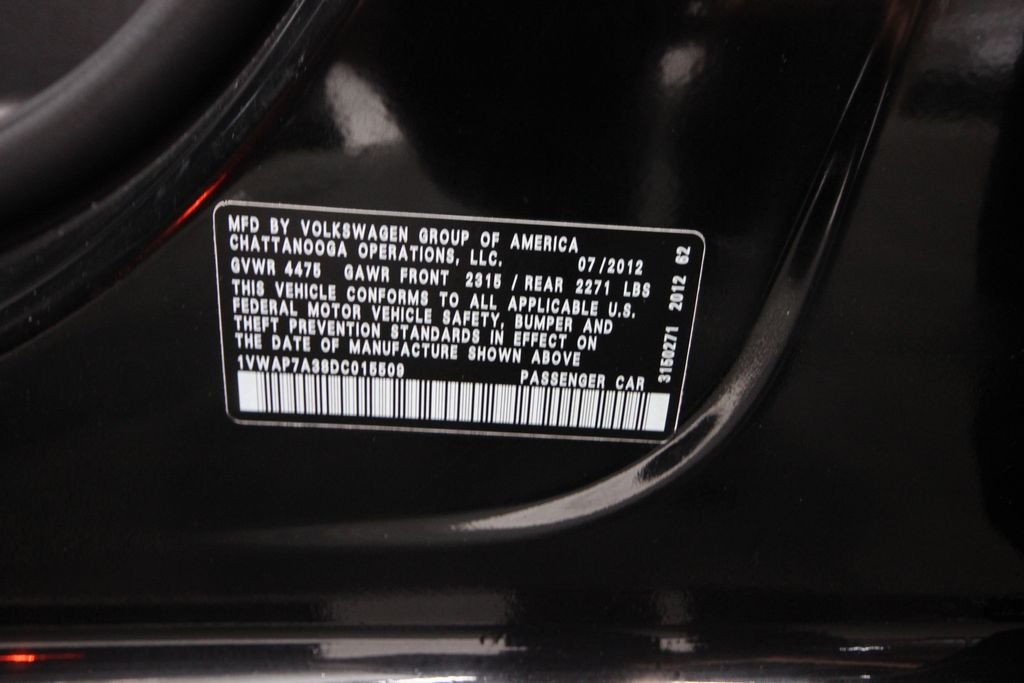 Used 2013 Black Volkswagen 2.5 S image 27