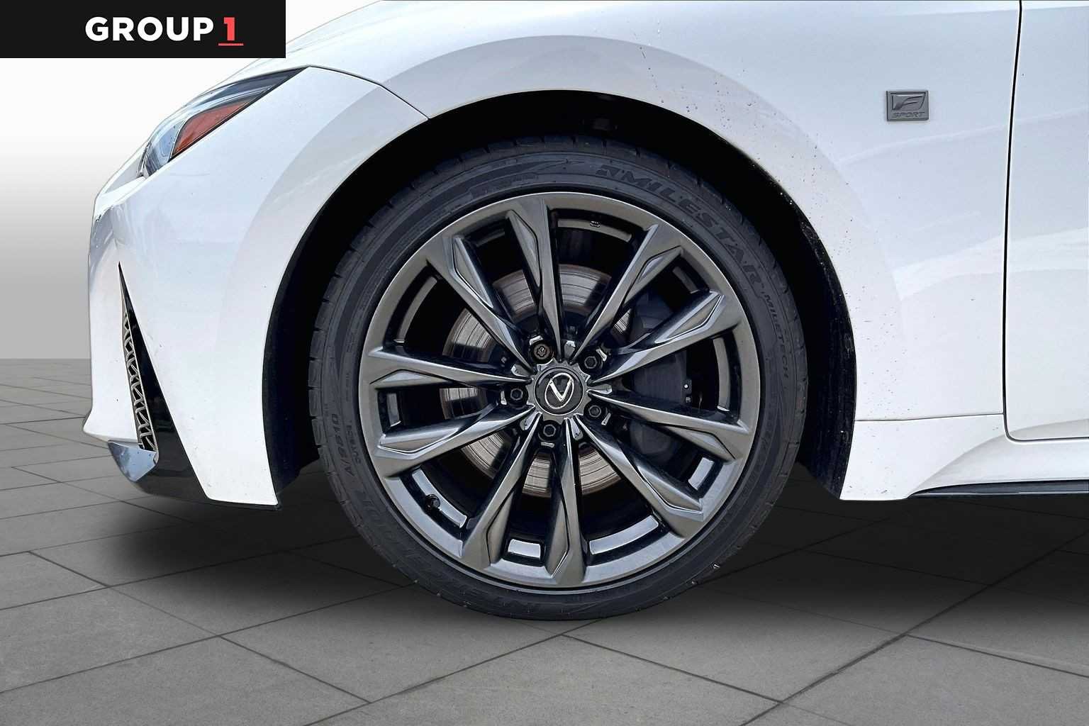 Used 2025 Ultra White Lexus F SPORT Design image 10