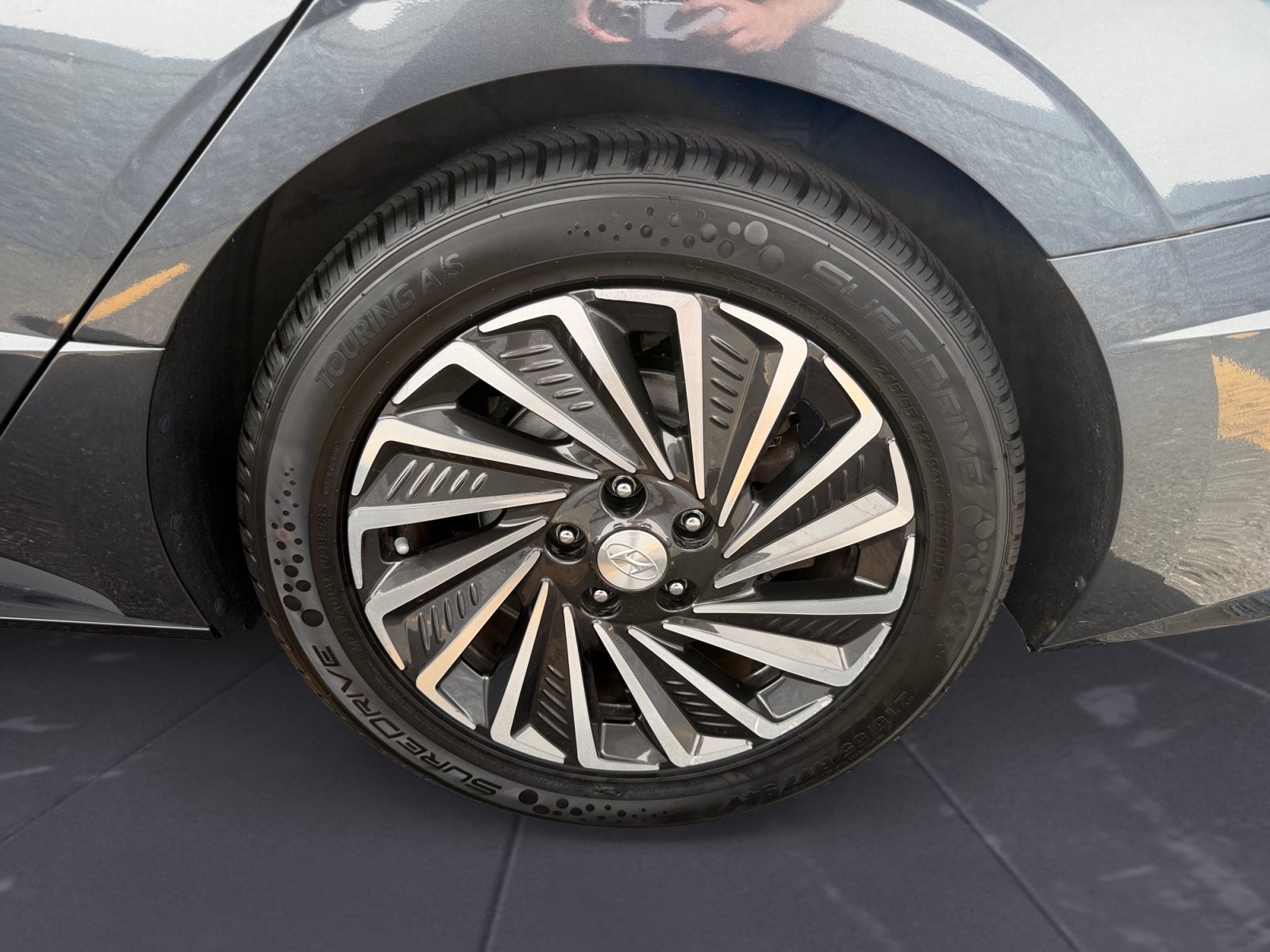 Used 2022 Portofino Gray Hyundai SEL image 39