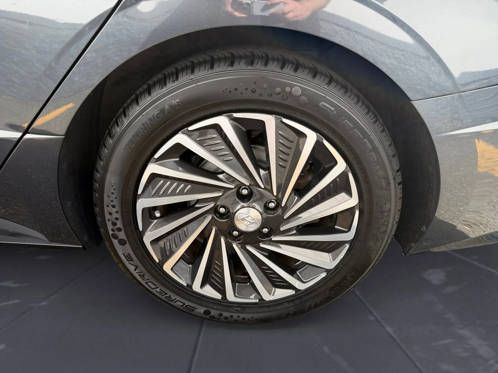 Used 2022 Portofino Gray Hyundai SEL image 39