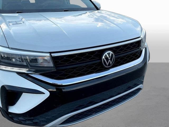 Used 2024  Volkswagen 1.5T SE image 34