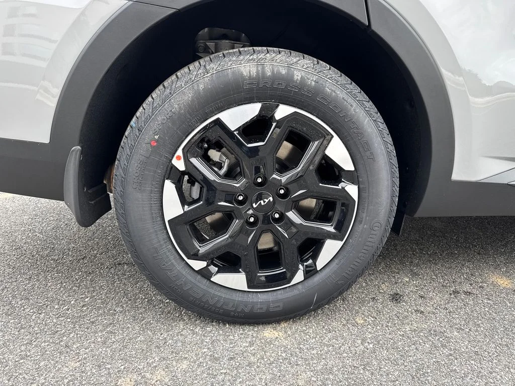 New 2026 Gray Kia S image 17