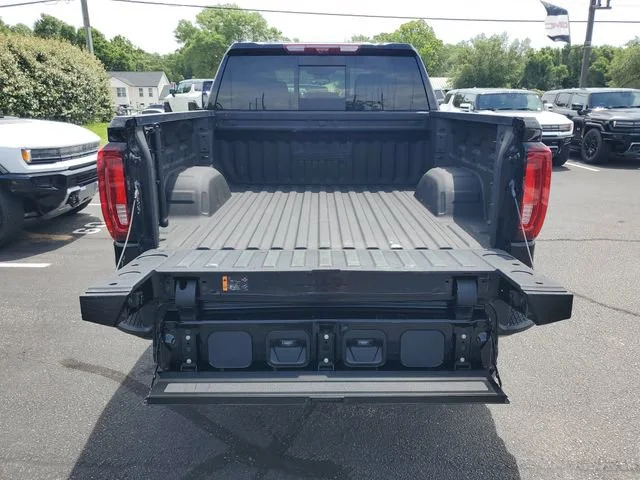 Used 2024 Onyx Black GMC AT4 image 29
