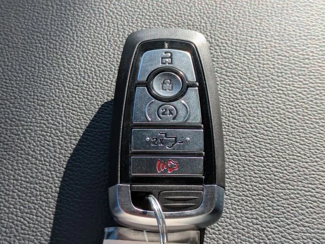 New 2026 Avalanche Ford XLT image 28