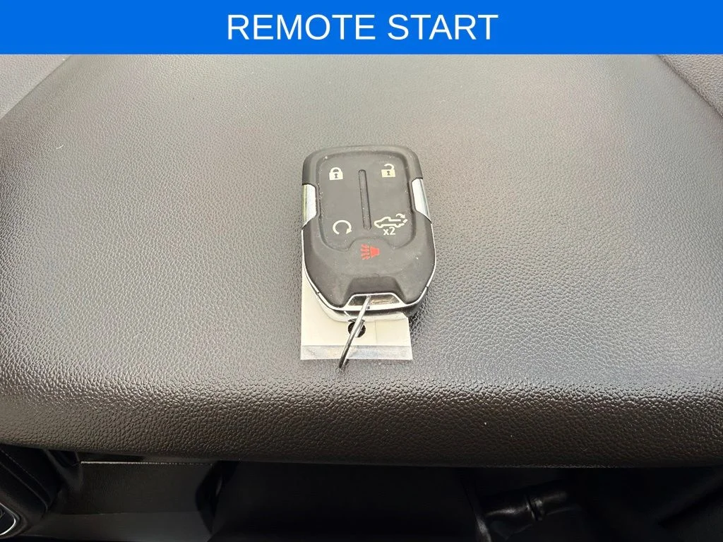 Used 2020 Blue Chevrolet LT image 7